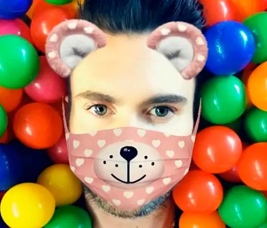 Filmado con filtros de Snapchat, Maroon 5 presenta su nuevo video Wait.